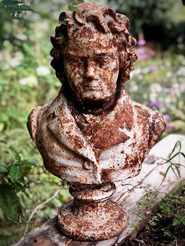English, 19th Century, cast iron bust
